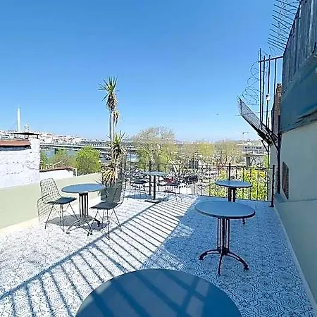 Bed & Breakfast Lumina Boutique 5*