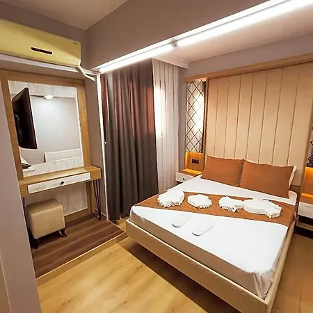 Lumina Boutique Bed & Breakfast 5*