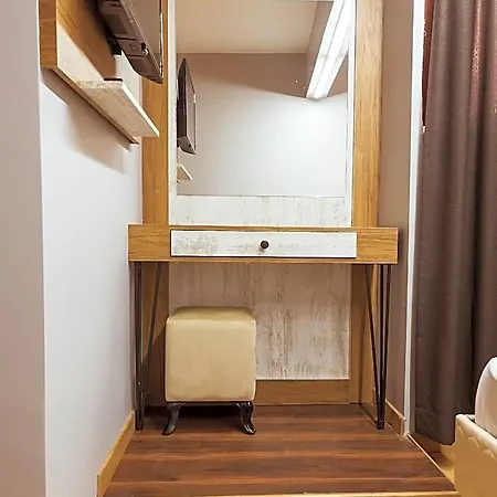Bed & Breakfast Lumina Boutique 5*